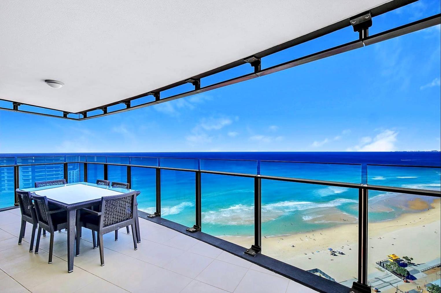 H Luxury Residence Apartments - Holiday Paradise Gold Coast Room photo