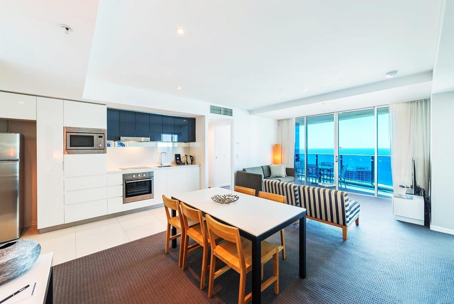 H Luxury Residence Apartments - Holiday Paradise Gold Coast Room photo